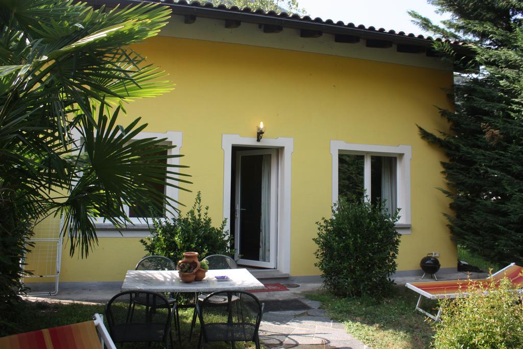Villa Banana Канобио Стая снимка